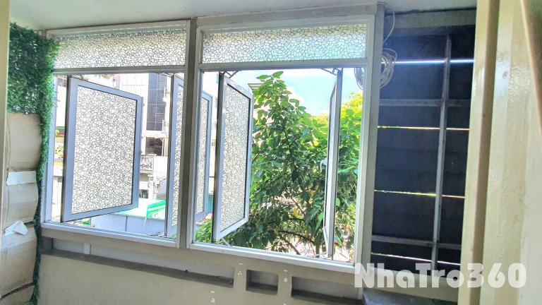 Cho thuê căn studio ban công tách bếp giá siêu hạt dẻ Q1, gần chợ Bến Thành, Bùi Viện, cầu Ông Lãnh, Pullman,....
