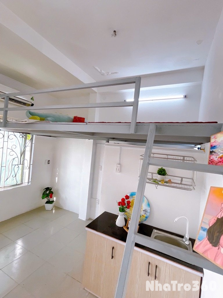 Cho thuê phòng Phú Định Q8 duplex gần cầu Chà Và