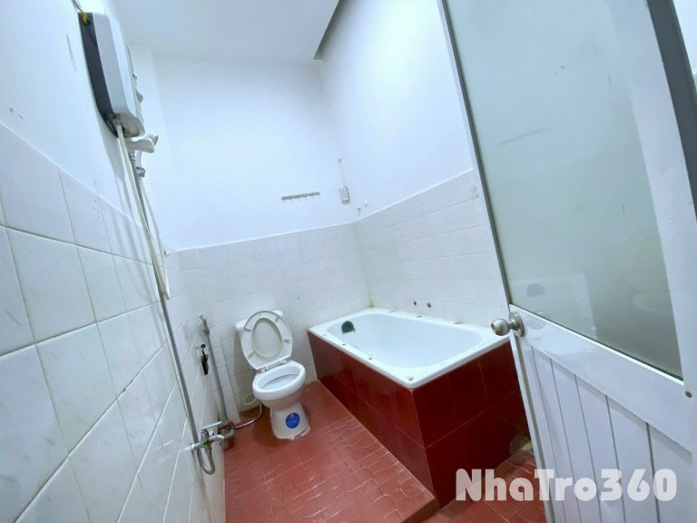 Cho thuê phòng trọ có nội thất đường Tân Sơn Nhì gần sân bay Tân Sơn Nhất.