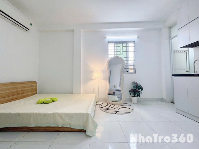 Studio Cửa Sổ Trời Full Nắng Ngay Ngã 4 Bảy Hiền