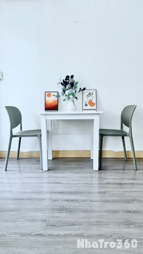 Studio ban công Q4, thang máy, mặt tiền Khánh Hội