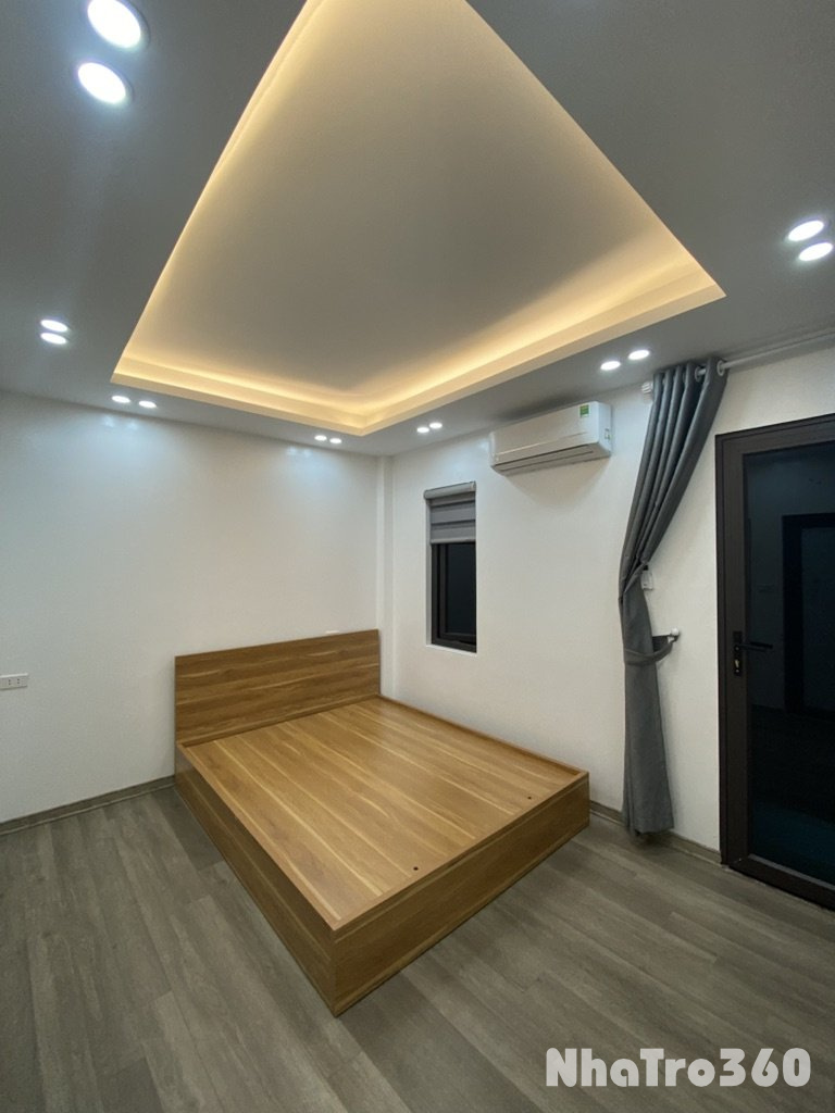 Phòng trống từ cuối tháng 10 , cọc 1 đóng 1