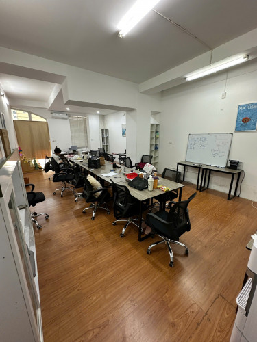 Cho thuê nhà mặt phố Hoàng Sâm, Cầu Giấy. DT 47m2 , MT 5m, 9 triệu/tháng. LH: 0916109086