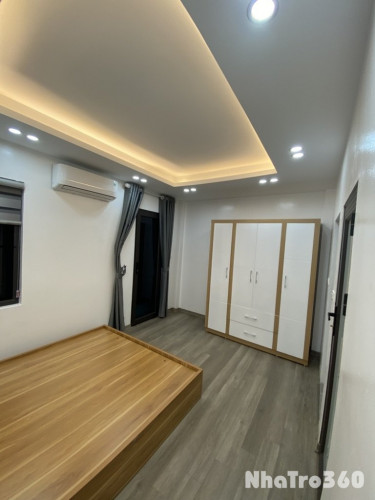 Phòng trống từ cuối tháng 10 , cọc 1 đóng 1