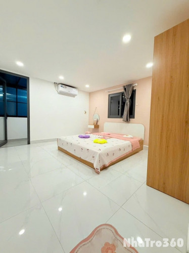Cho thê căn hộ 1PN ban công quận 1, full nội thất
