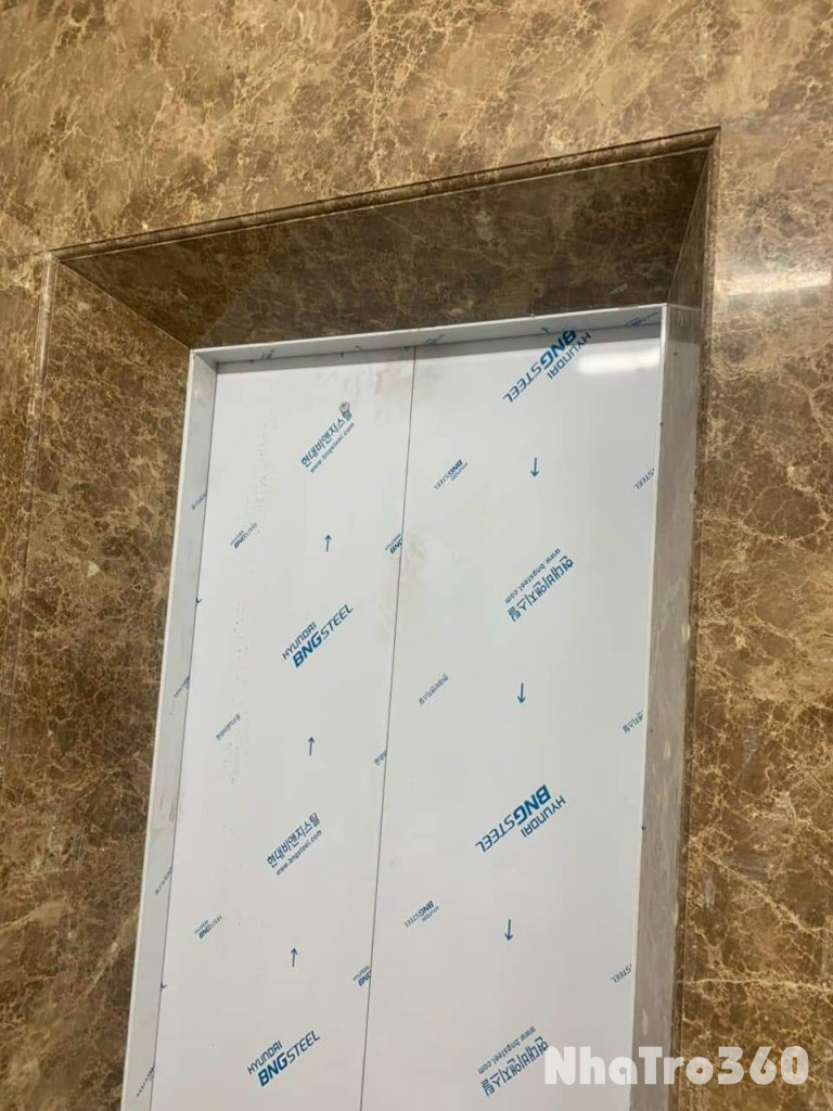 Tôi cho thuê nhà hai mặt tiền,mới ,vỉa hè, 108m2- 5T, Thành Công_29 Tr