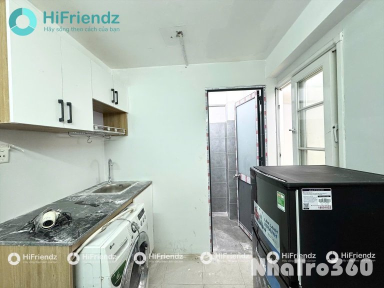 Cho thuê chdv 1PN ban công thoáng Q10, gần Vạn Hạnh Mall, nhà hát Hòa Bình, Đh Huflit, Đh Bách Khoa, Đh Hoa Sen,...