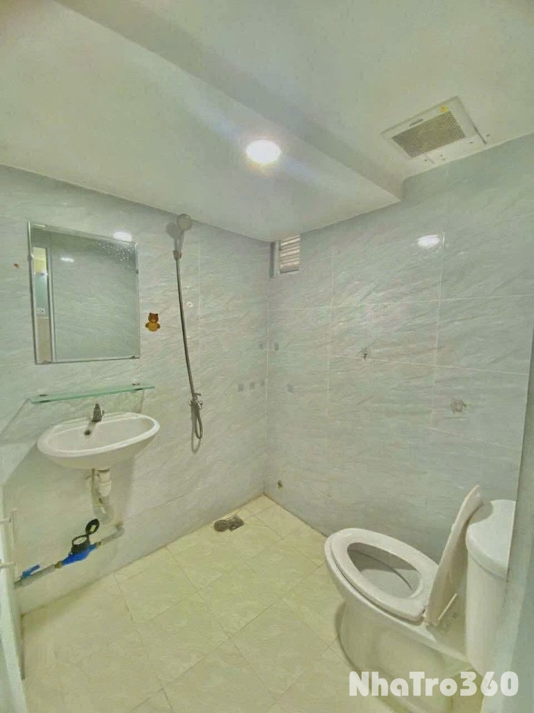 Cuối tháng trả phòng cần pass nhanh