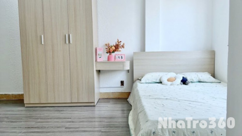 Studio ban công Q4, thang máy, mặt tiền Khánh Hội