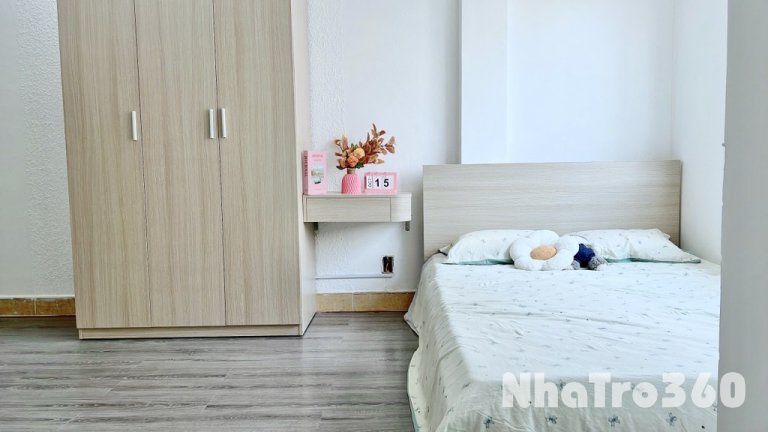 Studio ban công Q4, thang máy, mặt tiền Khánh Hội