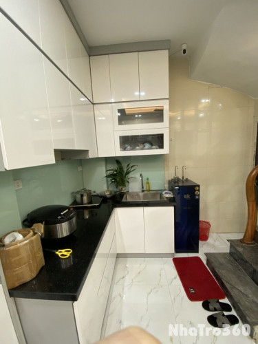 Phòng trống từ cuối tháng 10 , cọc 1 đóng 1