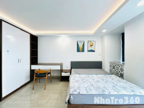 Cho thuê căn hộ ban công quận 1 gần chợ Bến Thành