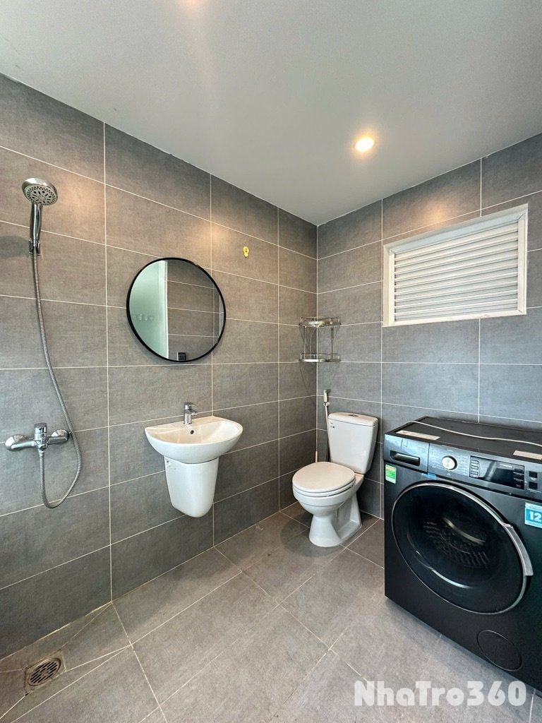 Cho thuê phòng chdv ban công 35m2 đường bắc hải