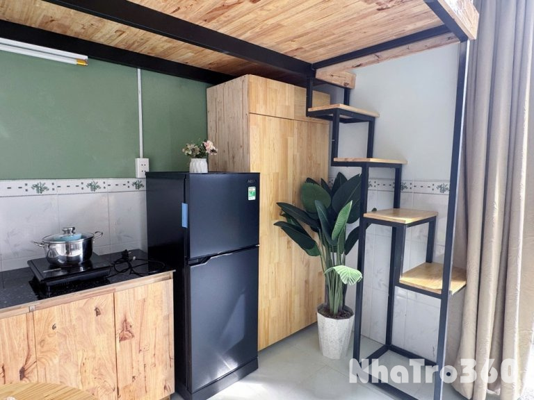 CĂN HỘ GÁC LỬNG BAN CÔNG NGAY TÂN BÌNH