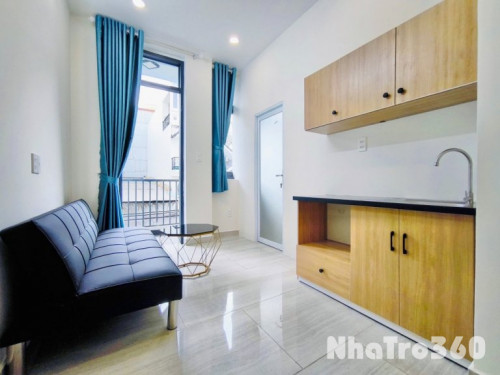 Full nội thất, ban công, thang máy, 1 phòng ngủ