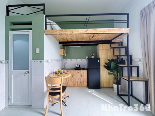 CĂN HỘ GÁC LỬNG BAN CÔNG NGAY TÂN BÌNH