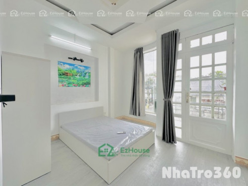 Full nội thất, bancol, tách bếp, 1 phòng ngủ