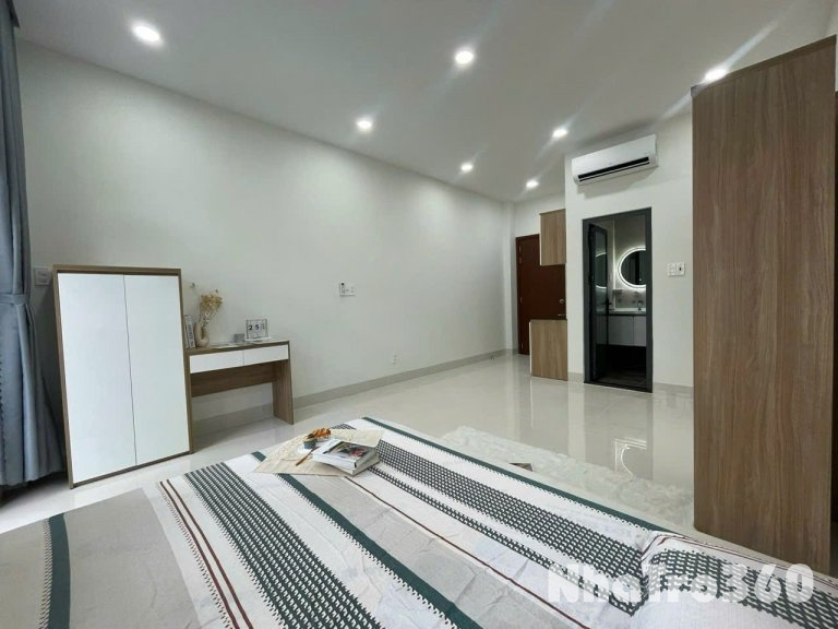 🔥🔥 CHO THUÊ CĂN HỘ 1 PHÒNG NGỦ GẦN SÂN BAY TÂN SƠN NHẤT, TÂN BÌNH – BAN CÔNG THOÁNG MÁT 🍎