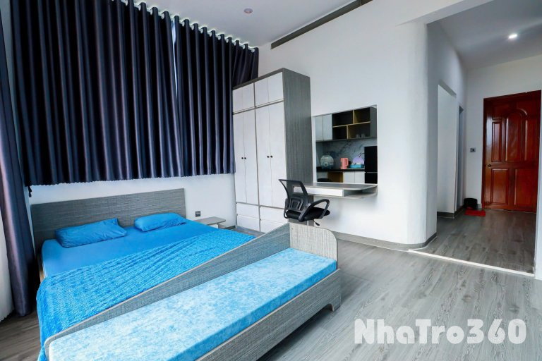 Cho thuê Studio ban công lớn siêu thoáng Q1, gần cầu Nguyễn Văn Cừ, Đh Sài Gòn, Đh KHTN, Đh Sư Phạm, Nowzone,...