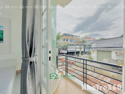 Full nội thất, bancol, tách bếp, 1 phòng ngủ