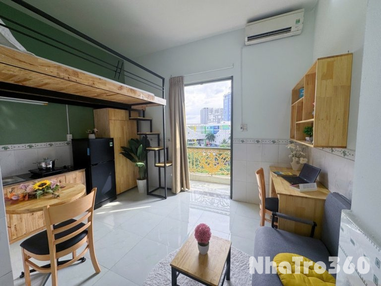 CĂN HỘ GÁC LỬNG BAN CÔNG NGAY TÂN BÌNH