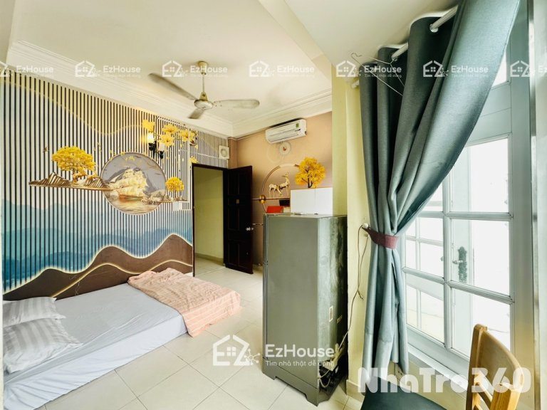 Phòng ban công, full nội thất, ra vào tự do