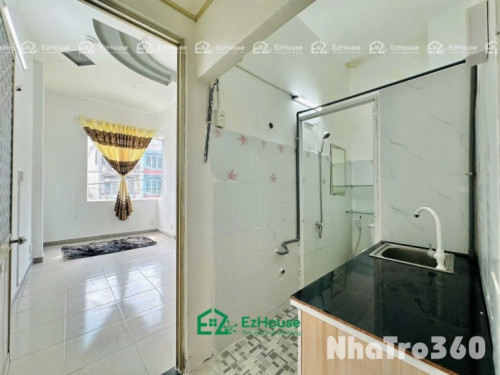 Full nội thất, ban công, tách bếp, giá rẻ