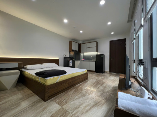 Võ Văn Kiệt Q1 - Studio cửa sổ thoáng full nội thất ngay trung tâm thành phố.