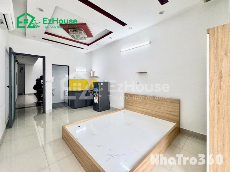 Phòng bancol, full nội thất,giờ giấc tự do, rộng