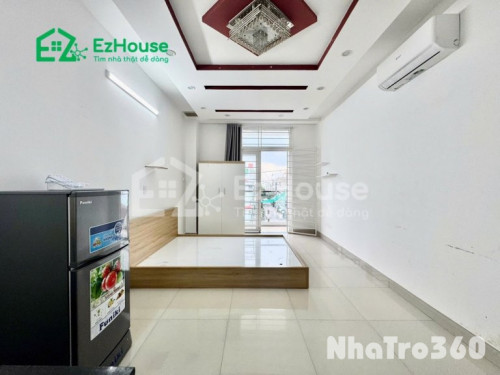 Phòng bancol, full nội thất,giờ giấc tự do, rộng