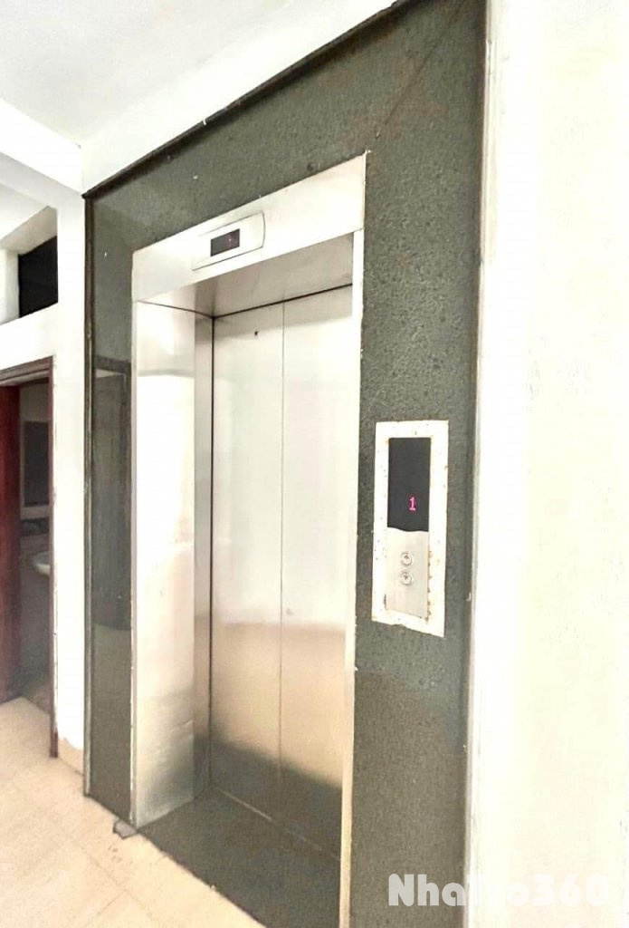 Tôi cho thuê nhà mới, hai đường đi ,vỉa hè, 100m2- 5T, Giảng Võ_30 Tr