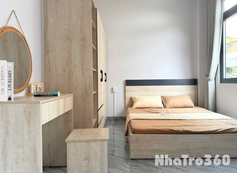 Căn hộ 1 phòng ngủ ban công 40m2 full nội thất q4