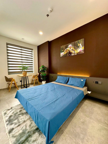 Cho thuê căn hộ Studio Ban công ĐẸP Q4 gần cầu Ông Lãnh, cầu Calmette, cầu Nguyễn Văn Cừ