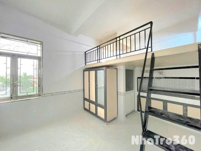 Duplex như hình,mới xây,ra vào tự do,cửa sổ thoáng