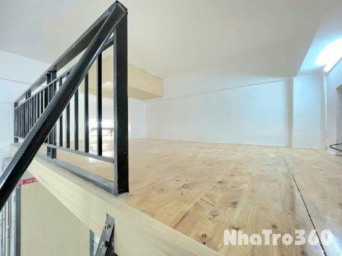 Duplex như hình,mới xây,ra vào tự do,cửa sổ thoáng