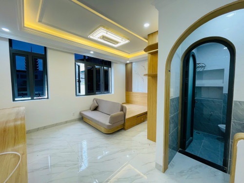 Điện Biên Phủ quận 10, gần ngay ngã sáu Lý Thái Tổ, Vạn Hạnh Mall, Việt Nam Quốc Tự, Đh Văn Hiến,...