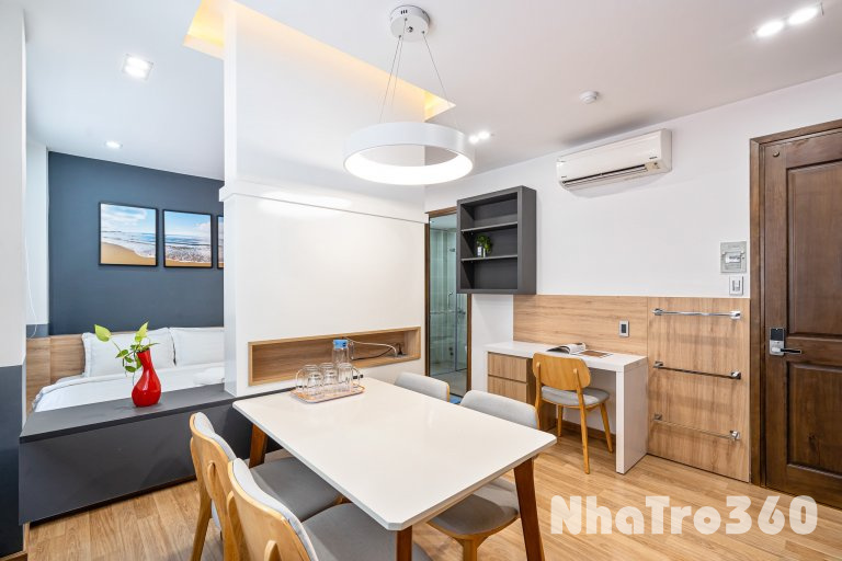 Cho thuê căn hộ ban công, Q1, Đường Nguyễn Bỉnh Khiêm, gần Cầu Thị Nghè, Thảo Cầm Viên, CV Lê Văn Tám