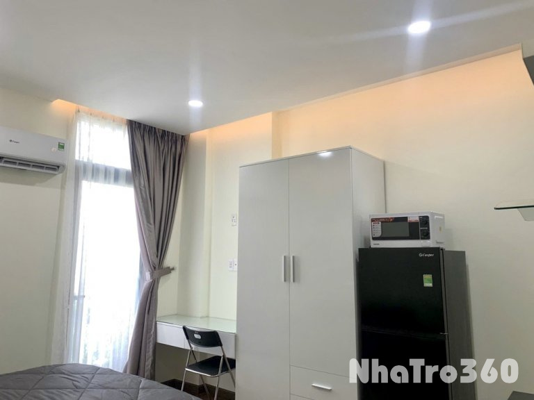 STUDIO BAN CÔNG QUẬN 1 FULL NỘI THẤT