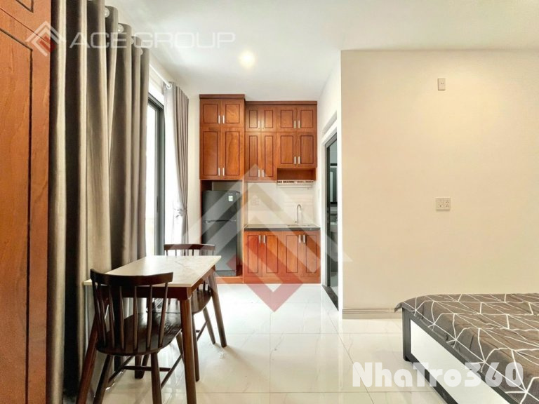 CĂN HỘ CÓ BAN CÔNG FULL NỘI THẤT NGAY TÂN BÌNH