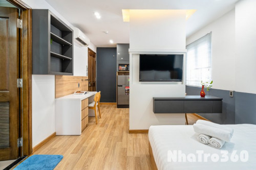 Cho thuê căn hộ ban công, Q1, Đường Nguyễn Bỉnh Khiêm, gần Cầu Thị Nghè, Thảo Cầm Viên, CV Lê Văn Tám