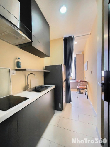 CĂN HỘ FULL NỘI THẤT CỬA SỔ ĐÓN NẮNG GIÁP QUẬN 1