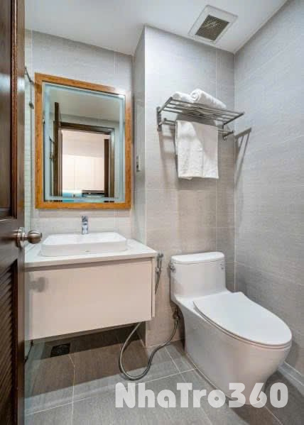 Cho thuê căn hộ ban công, Q1, Đường Nguyễn Bỉnh Khiêm, gần Cầu Thị Nghè, Thảo Cầm Viên, CV Lê Văn Tám