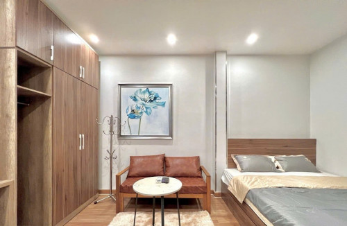 Cho thuê phòng có nội thất đường Trường Sơn gần sân bay Tân Sơn Nhất.