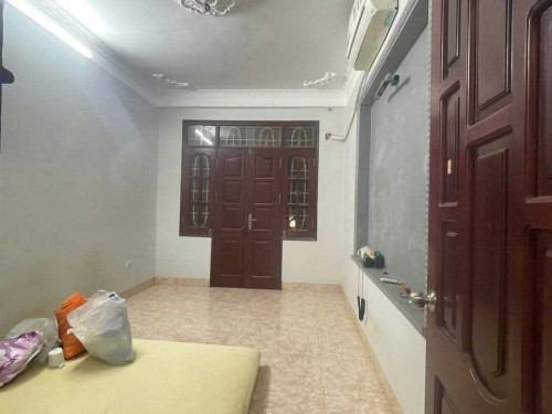 Cho thuê nhà nguyên căn ngõ 100 Pháo Đài Láng 25m2x5 tầng.3 ngủ khép kín, 12 triệu/th