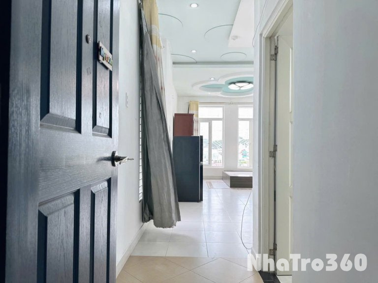 Cho thuê studio cửa sổ siêu rộng Q10 - gần cầu vượt 3/2, Vạn Hạnh Mall, Đh UEH,...