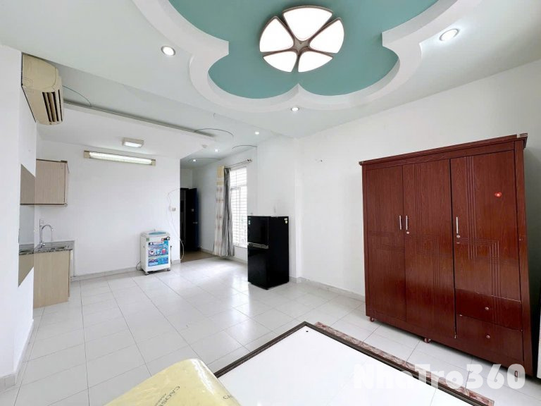 Cho thuê studio cửa sổ siêu rộng Q10 - gần cầu vượt 3/2, Vạn Hạnh Mall, Đh UEH,...