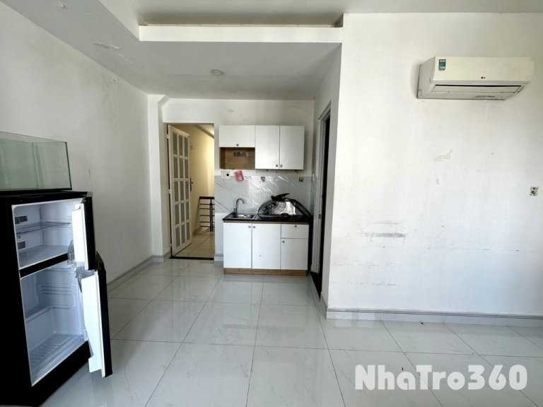 STUDIO BAN CÔNG QUẬN 1 FULL NỘI THẤT