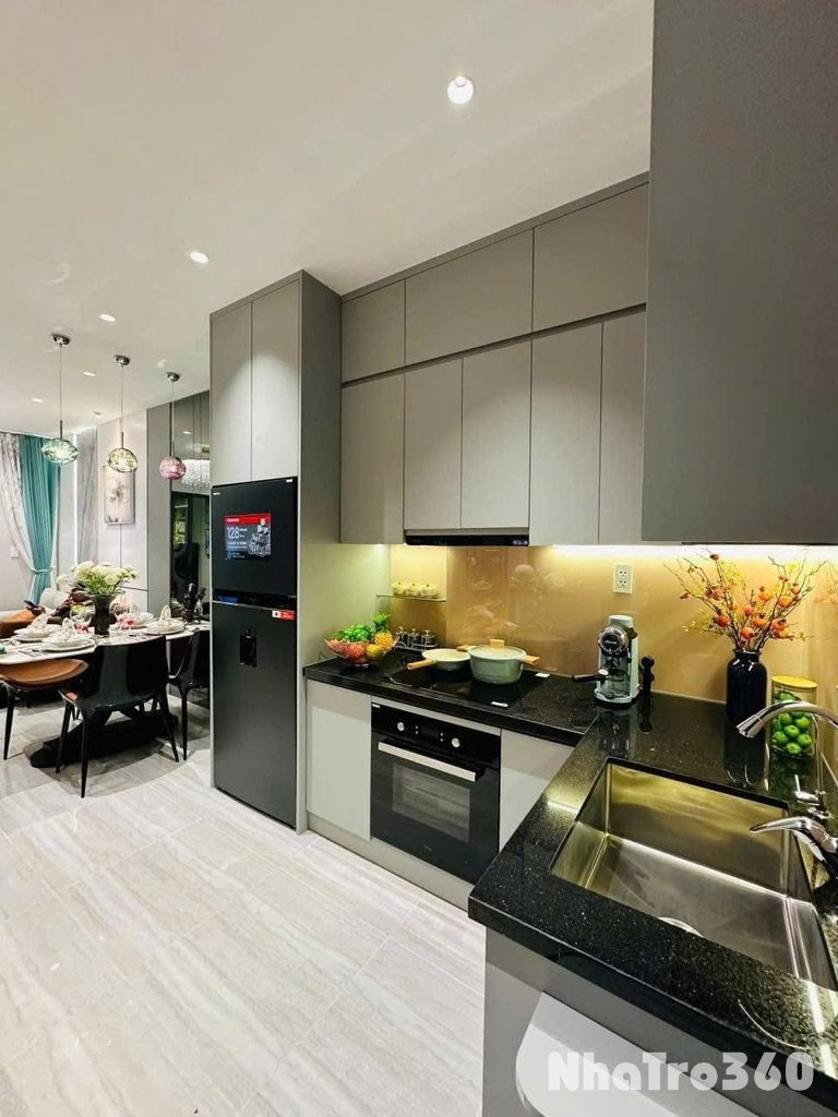 Cho Thuê 2PN full NT Block TTTM ở Ga Metro ĐHQG