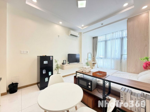 Cho thuê căn hộ Q3, Đường Lý Chính Thắng, gần Chợ Tân Định, Công Viên Lê Văn Tám, Cầu Kiệu