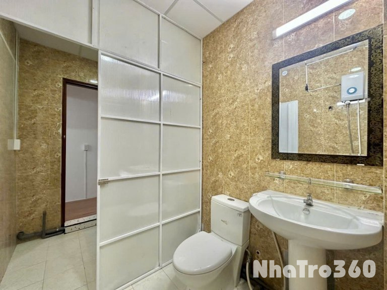 Cho thuê căn 2PN Q1, gần công viên Lê Văn Tám, vòng xoay Điện Biên Phủ, chợ Tân Định,...